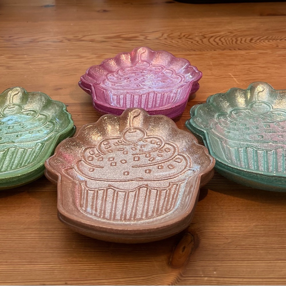 8-Glass Cupcake Dessert Plates - Picture 3 of 8